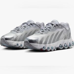 Nike Air Max NWT DN8 Metallic Silver Sneakers